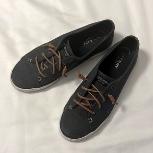 Sperry 8.5 navy tennis shoes